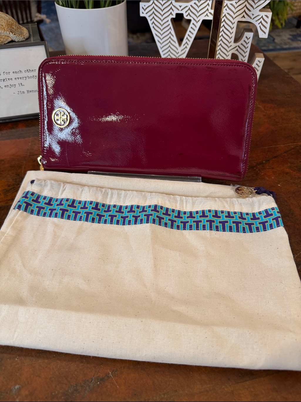 Tory Burch Robinson Zip Continental Wallet In Raspberry